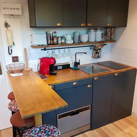 Lovely Studio 1bdr City Center Studio La Tete Dans Les Etoiles * Cannes